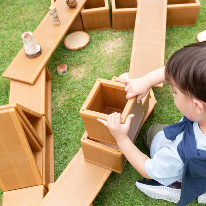 G97077 37933 All-Weather Hollow Blocks Lifestyle 004