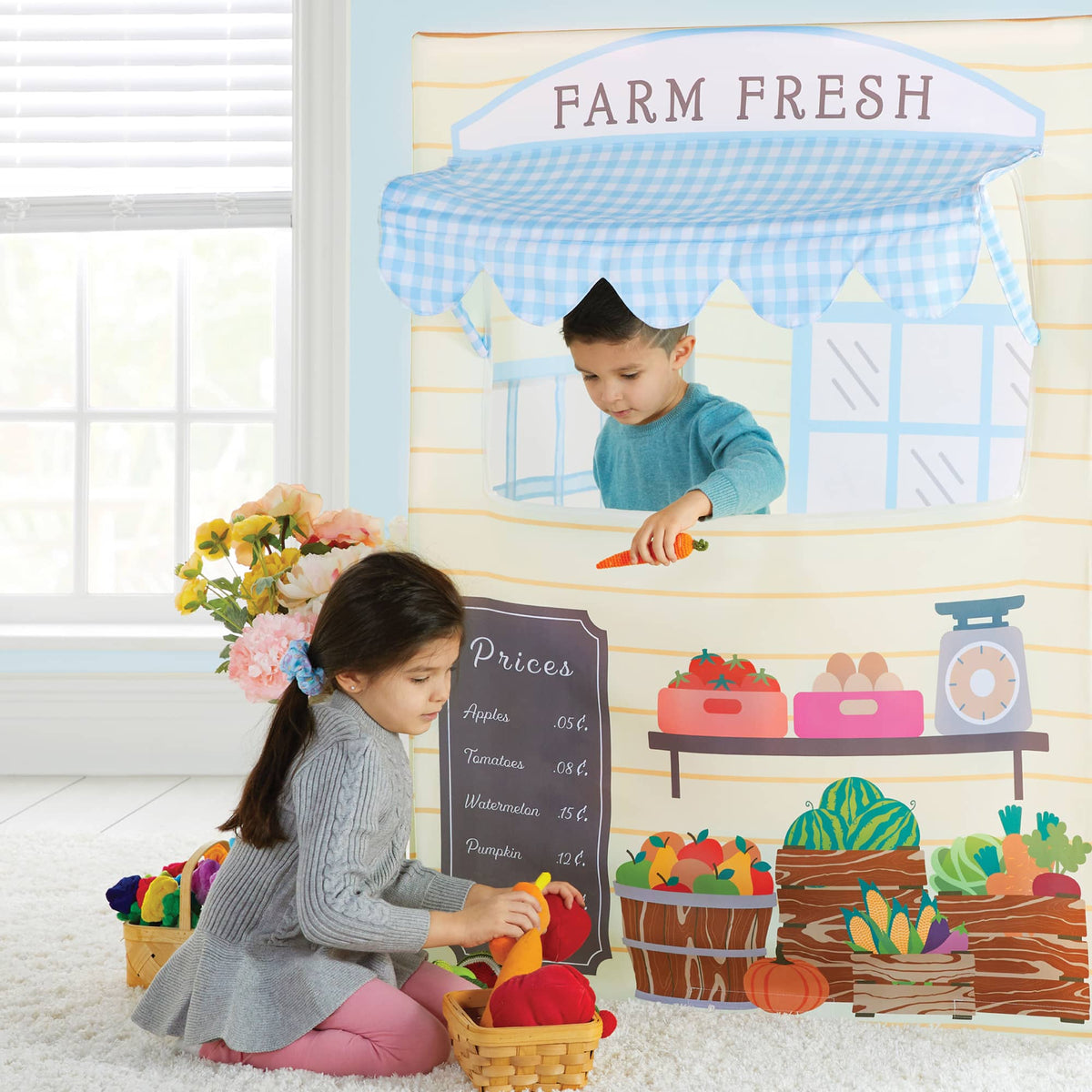 G78103 Martha Stewart Play Tent Farmers Market Lifestyle Detail 1