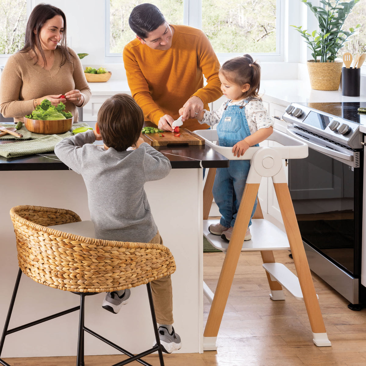 G97360 Kitchen Helper Flex White Lifestyle 5161 | White