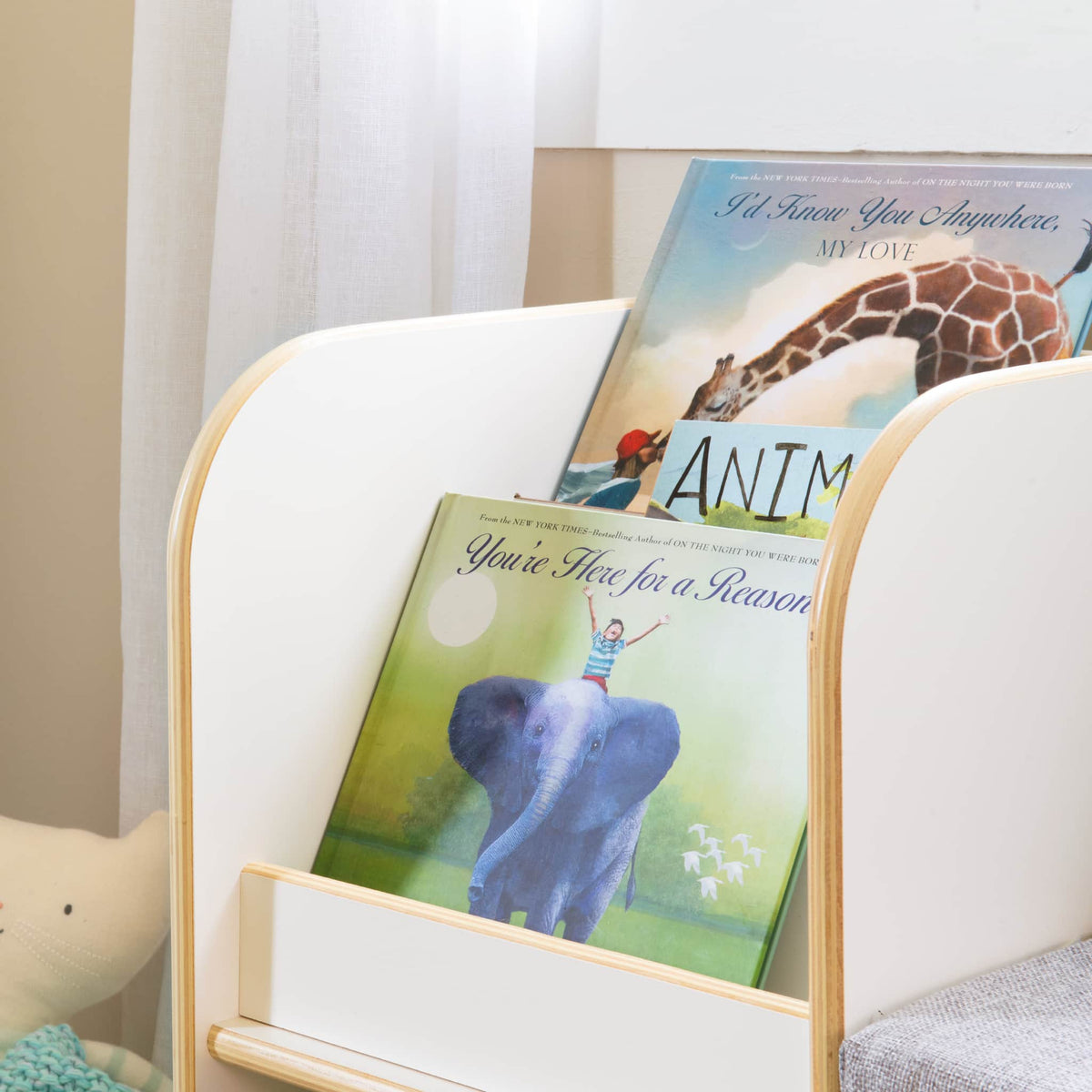 G80230 EdQ Reading Nook White Env 834 | White