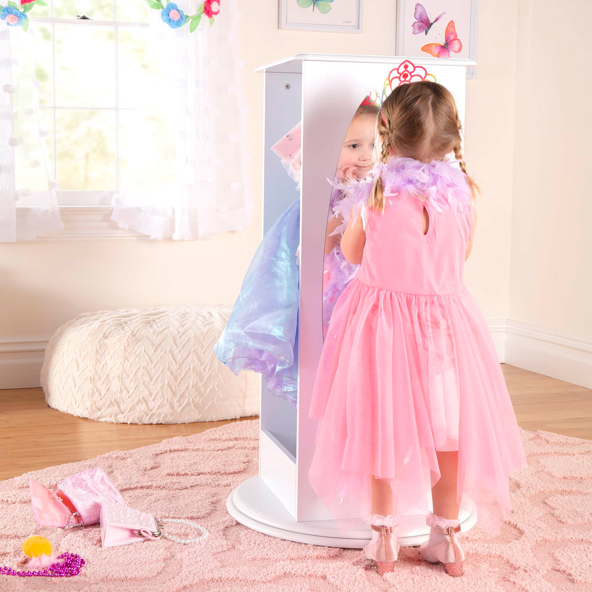 G99300 Rotating Dress Up Storage White Lifestyle 3 | White